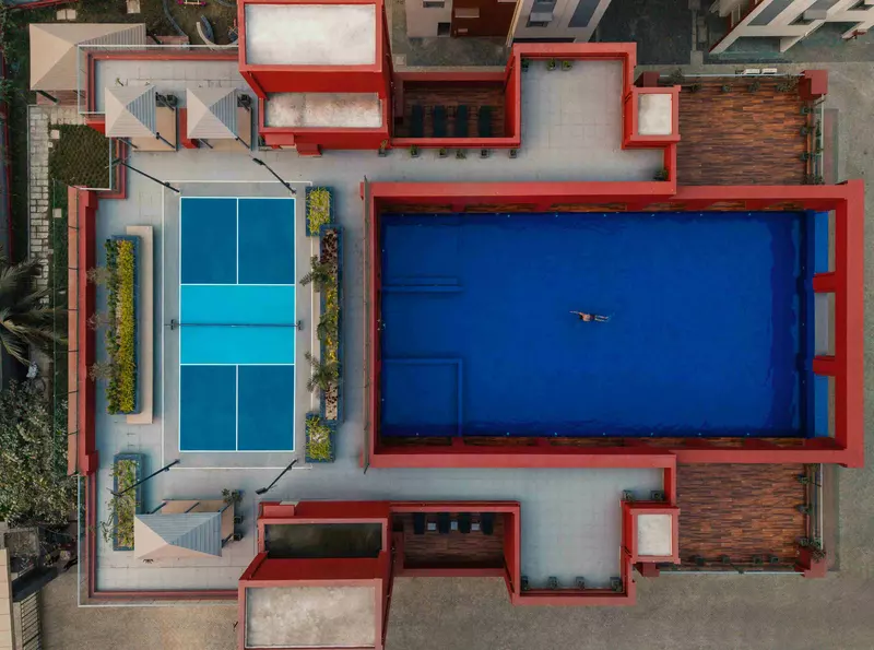 Rooftop swimming pool at Urban Lakes Phase 2