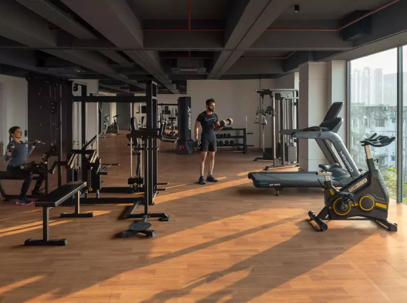 Indoor gym and sauna at Urban Lakes